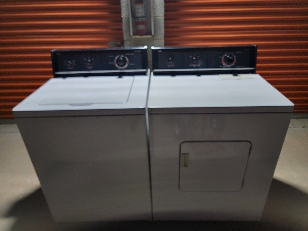 Well Cared For Matching Set!!! Heavy Duty, Large Capacity, (Roper) Whirlpool Washer and Matching Electric Dryer, Must See To Appreciate!!!
