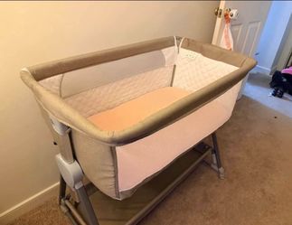 Bassinet Bedside
