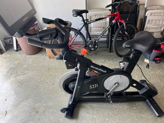 Nordic track S22i has iFIT