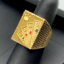10k solid yellow gold King Poker Card game  ring size 8.5