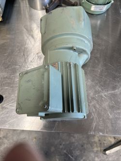 Tsubaki GMTA010-28U450V4H Gear Motor