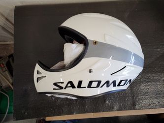 Salomon full face skiing helmet with chin guard