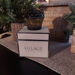 House Of Sillage Nouez Moi Parfum