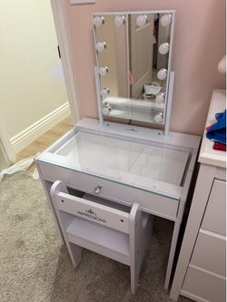 Impression vanity