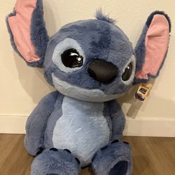 Giant Stitch Plush 