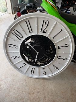 Wall clock