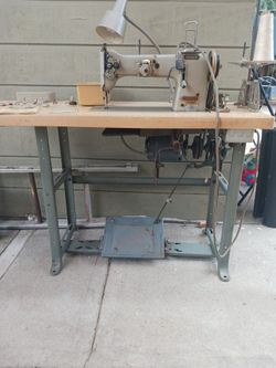 Vintage pfaff 138 industrial sewing machine