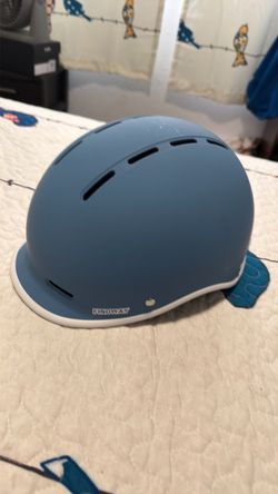Bicycle helmet
