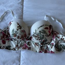 Brand New Floral Underwire Padded Bra – Ivory Cream, Adjustable Straps, Size 32A–32C
