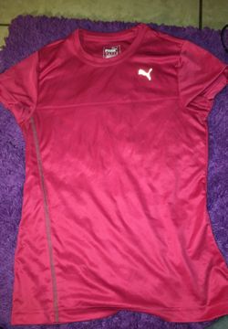 Puma workout top size S