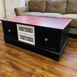 Coffee Table ⚪️🟣⚫️ Makeover 🦋
