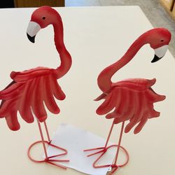 Set of Two Metal Pink Flamingos 
