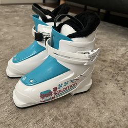 Salomon T1 Girly Ski Boots Size 17