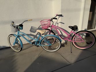2- WOMEN / GIRL BEACH CRUISERS ( Great Condition )