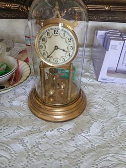 Table top antique clock.