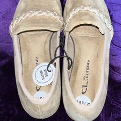 Women’s Wide Width Loafers