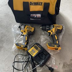 Dewalt 20V MAX 1/2 in. Drill/Driver, 20V MAX 1/4 in. Impact Driver, Charger & Bag