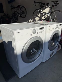 LG Front Load Washer and dryer combo