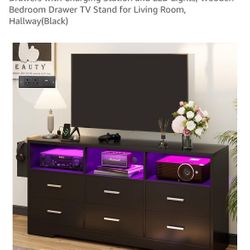 entertainment center / dresser
