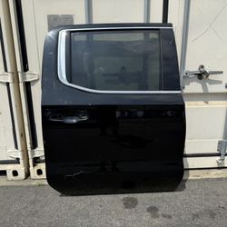 2019 2020 2021 2022 2023 2024 SILVERADO 1500 REAR DOOR PASSENGER RIGHT SIDE OEM