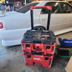 Milwaukee PACKOUT 22 in. Rolling Modular Tool Box