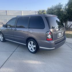 2007 Mazda MPV