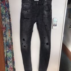 Pierre Balmain Distressed Jeans