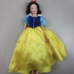 Vintage Snow White Doll