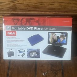 RCA Portable DVD Player With Travel Kit 