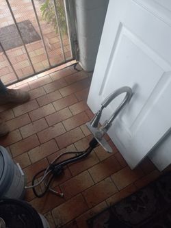 Used faucet for sink