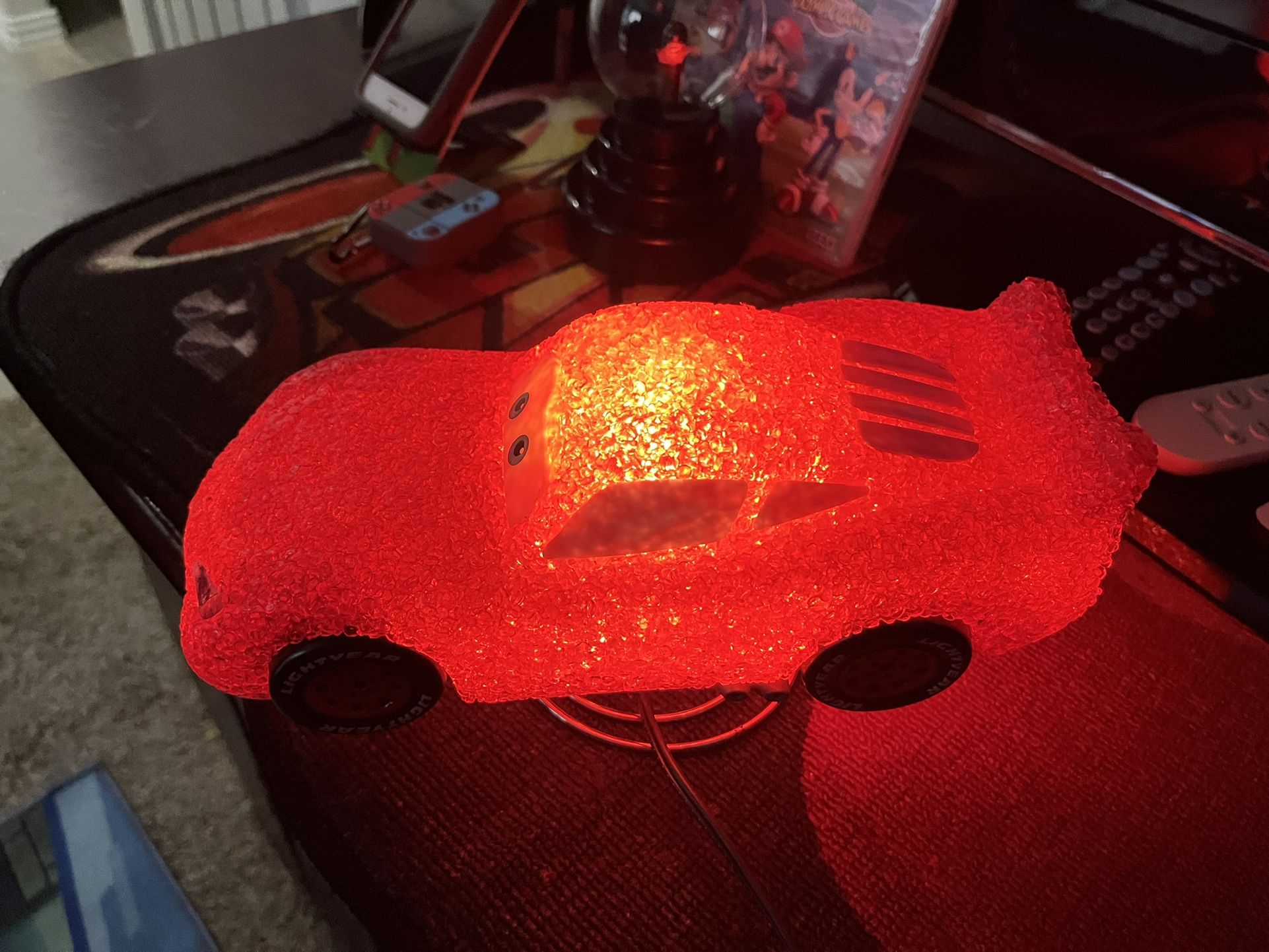 Disney Pixar Cars Lightning McQueen Nightlight Lamp, Red Table Desk Lamp 