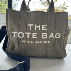Marc Jacob’s Tote Bag 