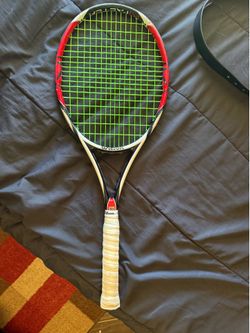 Tennis racket