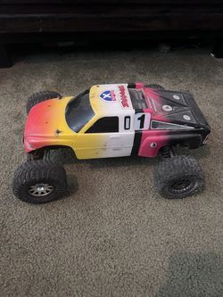 Traxxas Rustler
