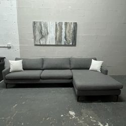 Gray Modern Sectional (Delivery)