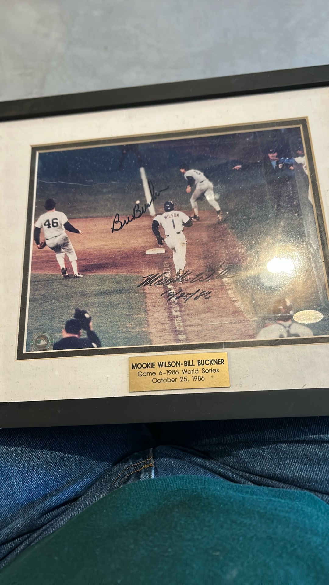 Mookie Wilson- Bill Buckner Game 6 World Series