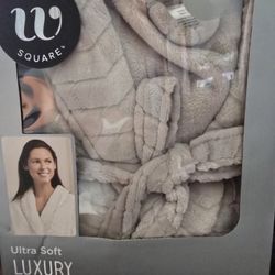 Luxury Bathrobe 