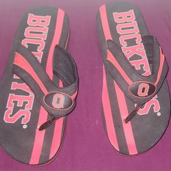 Brand New Ohio State Buckeyes Mens Flip Flops Size Medium 9/10