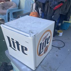 Mini Fridge