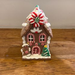 Mini Christmas Light Up Gingerbread House Decor