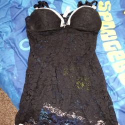 Gilligan & O'malley Black Lingerie (Size Medium)