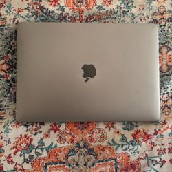 MacBook Air 13”