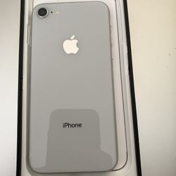 Iphone 8 Silver 64GB ANY CARRIER