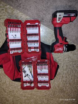 Milwaukee M18 brushless cordless drill/driver with kits