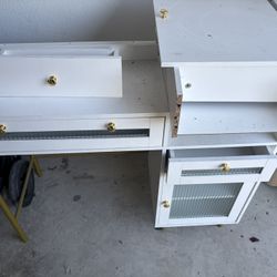 Make Up Desk 