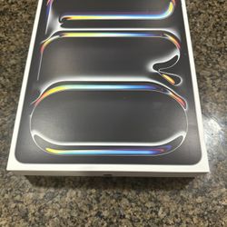 Brand new apple ipad pro M5 512 gb factory unlocked wifi plus cellualr 