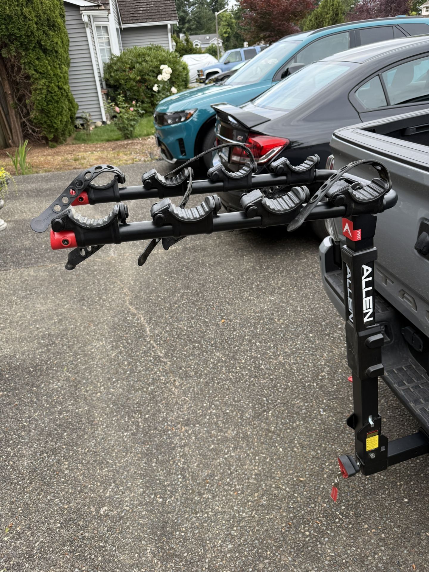 Bike Hitch Carrier - 2” hitch 4 Bikes