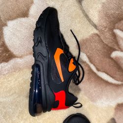 Nike Air Max Size 7
