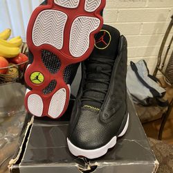 Jordan Retro 13 “Playoffs” 