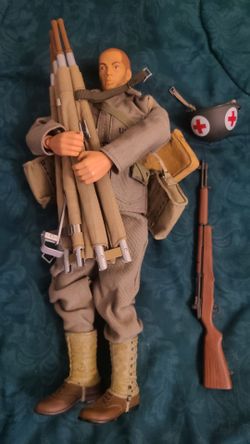 Dragon Models 1/6 WWII US Army Infantry Medic Figure + Gear Dragon DID